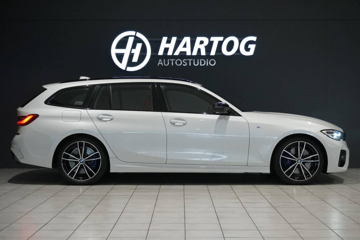 BMW 3 Serie BMW 3-serie Touring 330i High Executive Edition M + INDIVIDUAL LEDER / MINERALWEISS METALLIC / M-PERFORMANCE