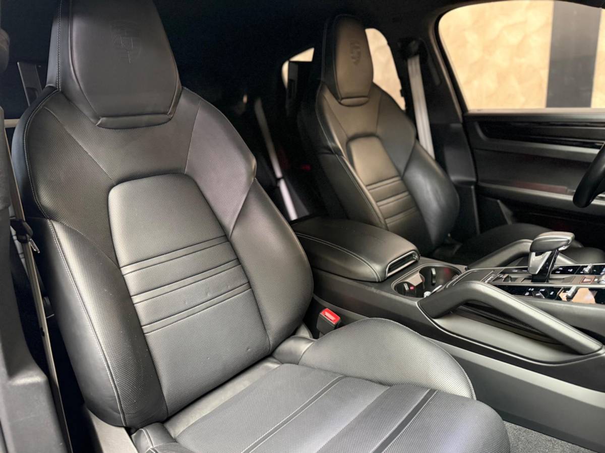 Porsche Cayenne Porsche Cayenne Coupé 4.0 Turbo GT Sport Chrono 640 PK | Keramisch | Carbon | HUD |360 Camera | Softclose