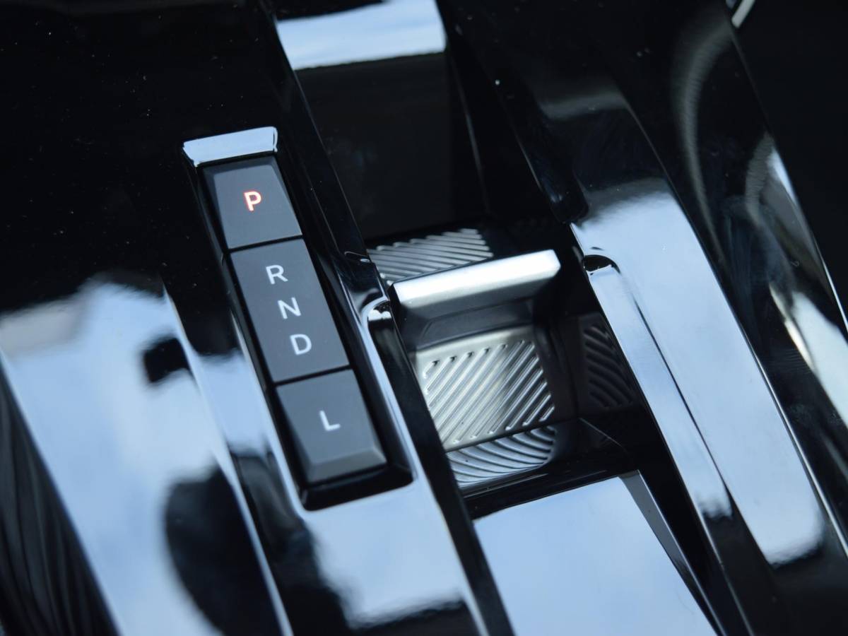 Citroën C3 Aircross Citroen C3 Aircross 1.2 Hybrid 145pk Max UIT VOORRAAD LEVERBAAR