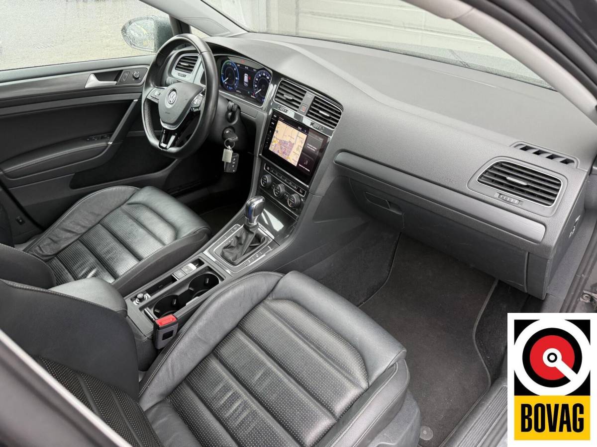 Volkswagen e-Golf Volkswagen e-Golf e-Golf