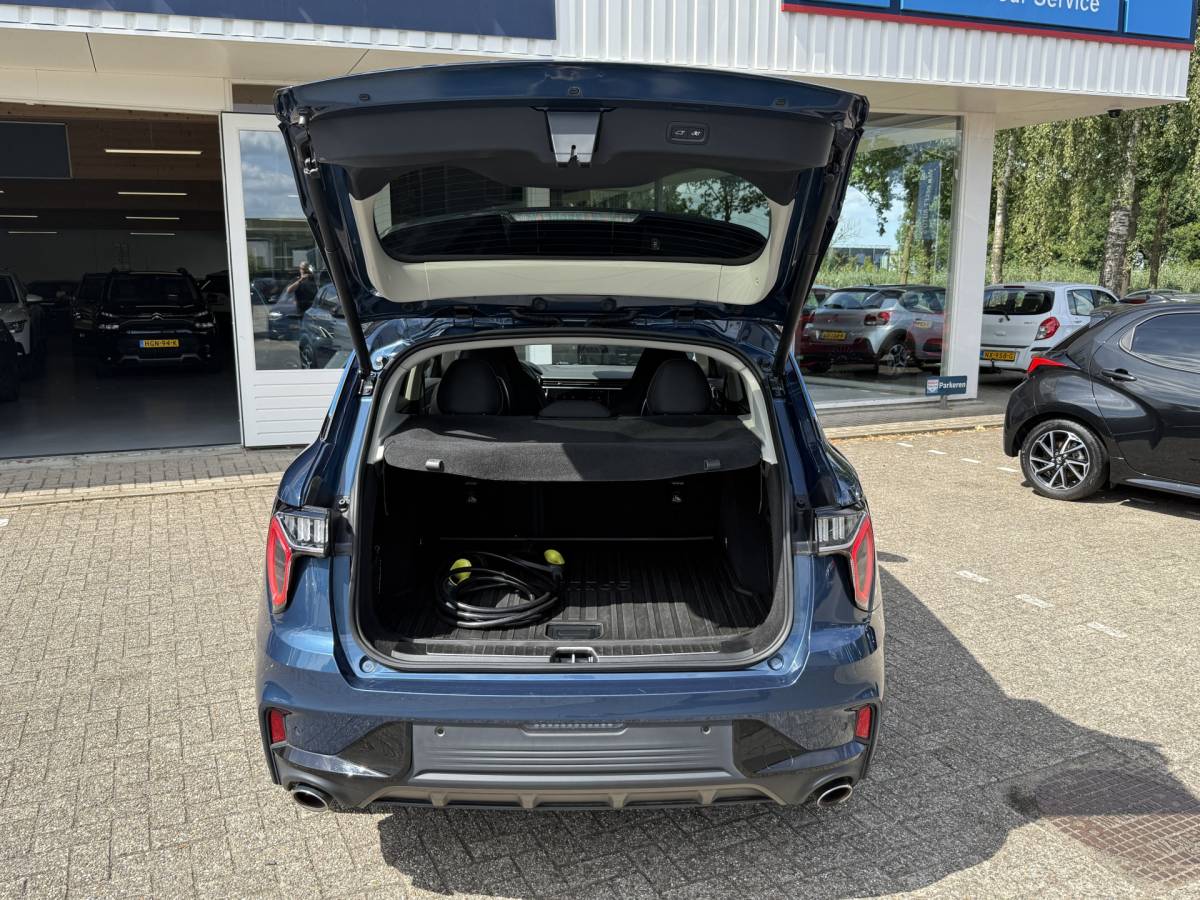 Lynk & Co 01 Lynk & Co 01 1.5 Hybrid | Trekhaak | LED | 360 camera | Keyless | Adapt. Cruise | Apple Carplay | Pano