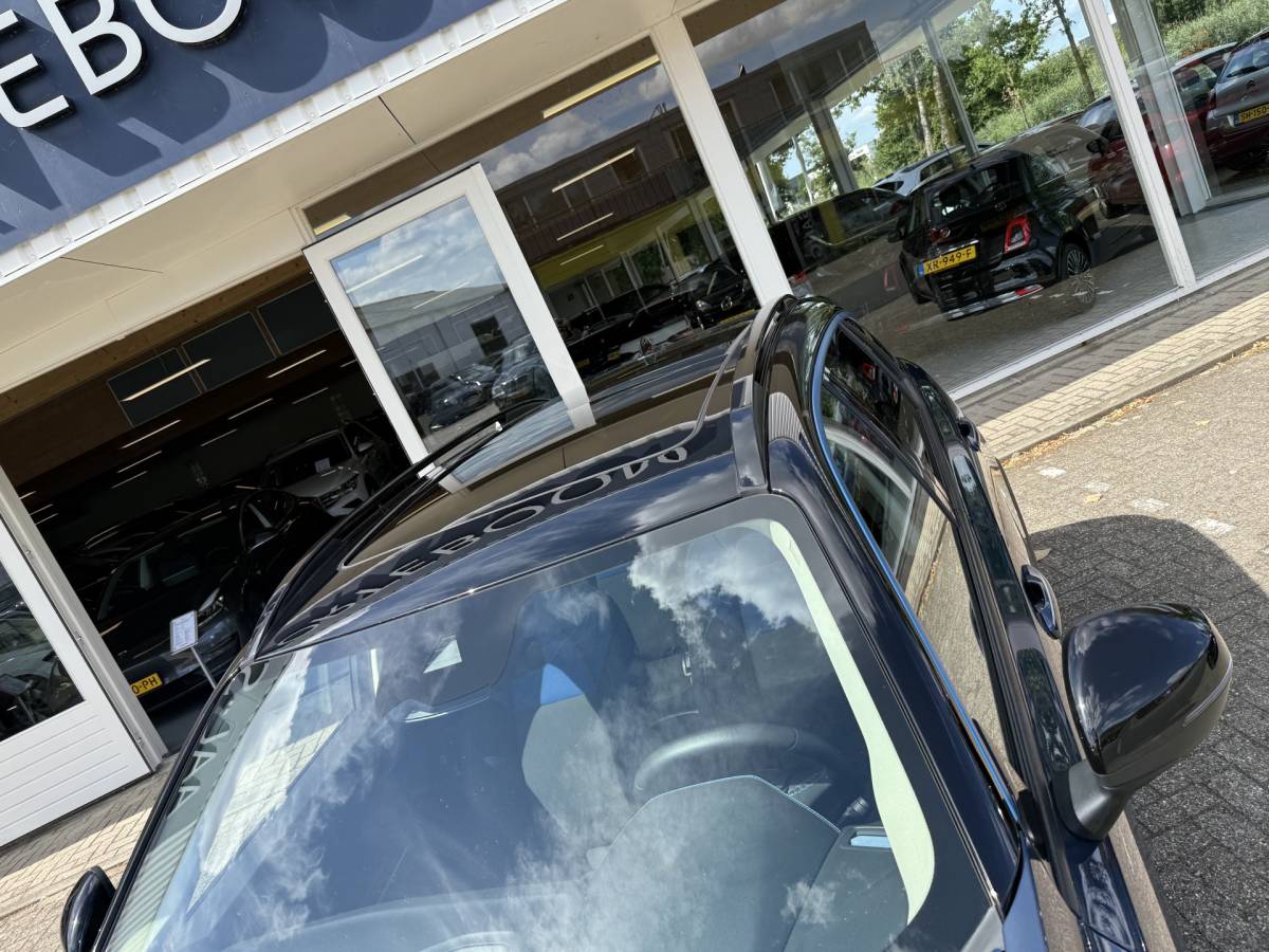Lynk & Co 01 Lynk & Co 01 1.5 Hybrid | Trekhaak | LED | 360 camera | Keyless | Adapt. Cruise | Apple Carplay | Pano