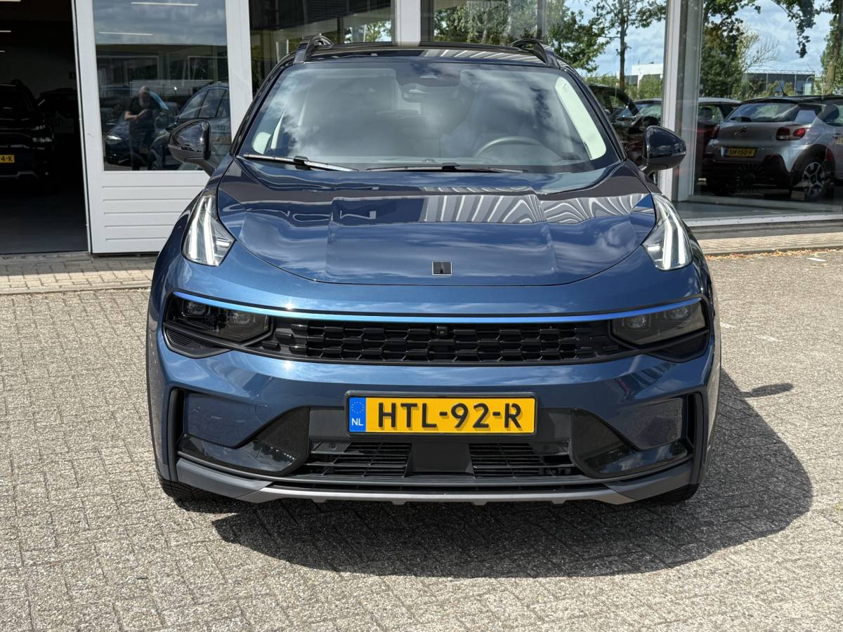Lynk & Co 01 Lynk & Co 01 1.5 Hybrid | Trekhaak | LED | 360 camera | Keyless | Adapt. Cruise | Apple Carplay | Pano