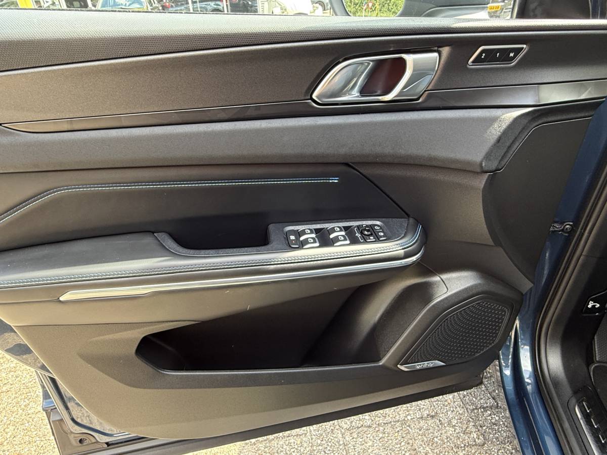 Lynk & Co 01 Lynk & Co 01 1.5 Hybrid | Trekhaak | LED | 360 camera | Keyless | Adapt. Cruise | Apple Carplay | Pano