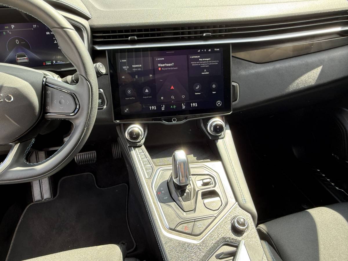 Lynk & Co 01 Lynk & Co 01 1.5 Hybrid | Trekhaak | LED | 360 camera | Keyless | Adapt. Cruise | Apple Carplay | Pano