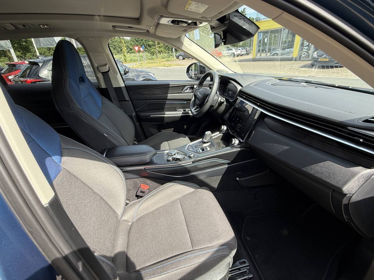Lynk & Co 01 Lynk & Co 01 1.5 Hybrid | Trekhaak | LED | 360 camera | Keyless | Adapt. Cruise | Apple Carplay | Pano