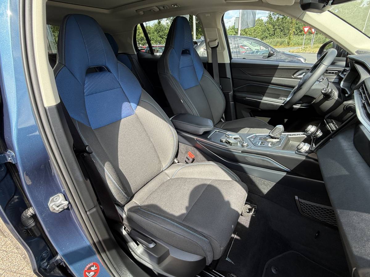 Lynk & Co 01 Lynk & Co 01 1.5 Hybrid | Trekhaak | LED | 360 camera | Keyless | Adapt. Cruise | Apple Carplay | Pano