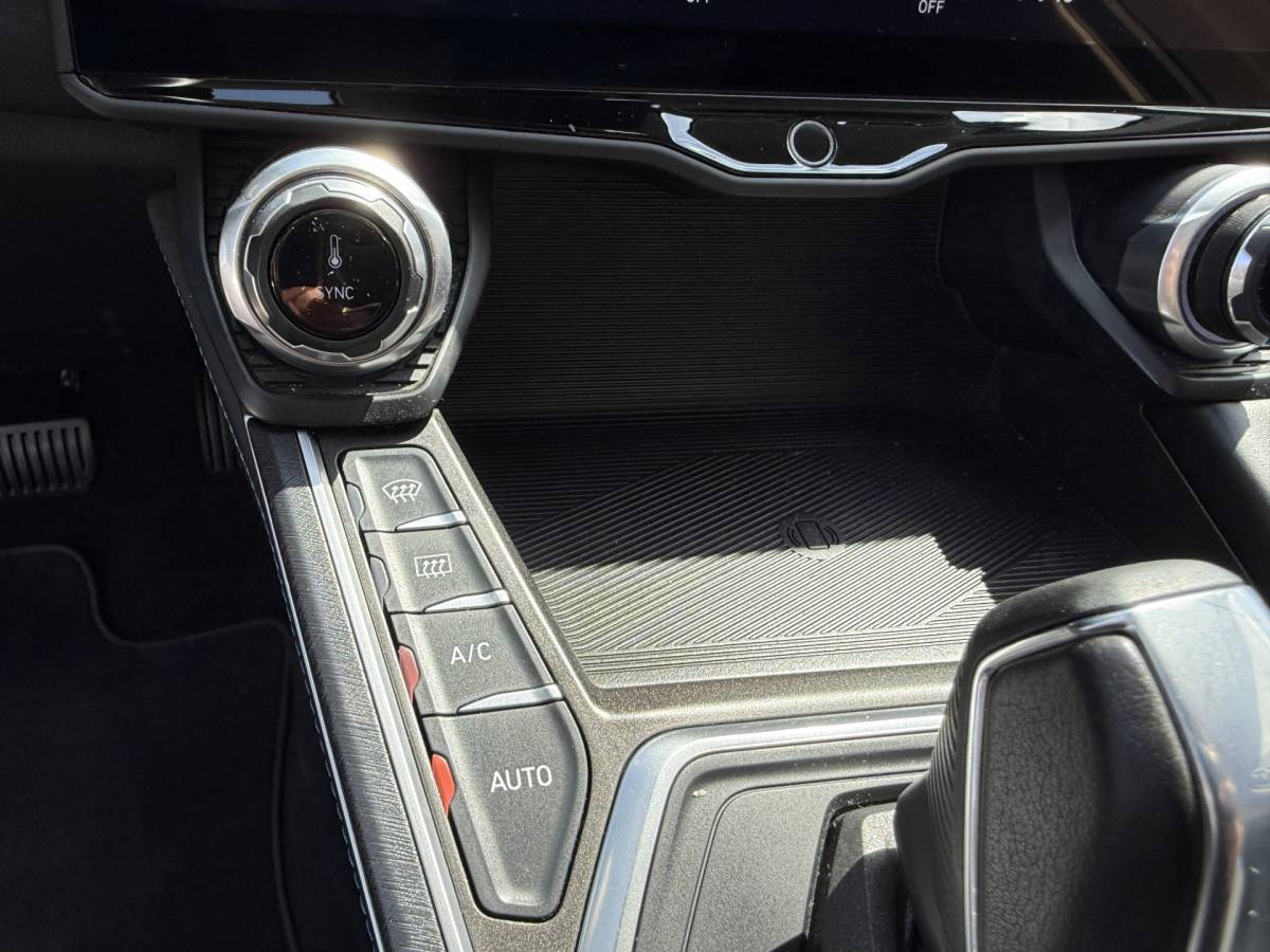 Lynk & Co 01 Lynk & Co 01 1.5 Hybrid | Trekhaak | LED | 360 camera | Keyless | Adapt. Cruise | Apple Carplay | Pano