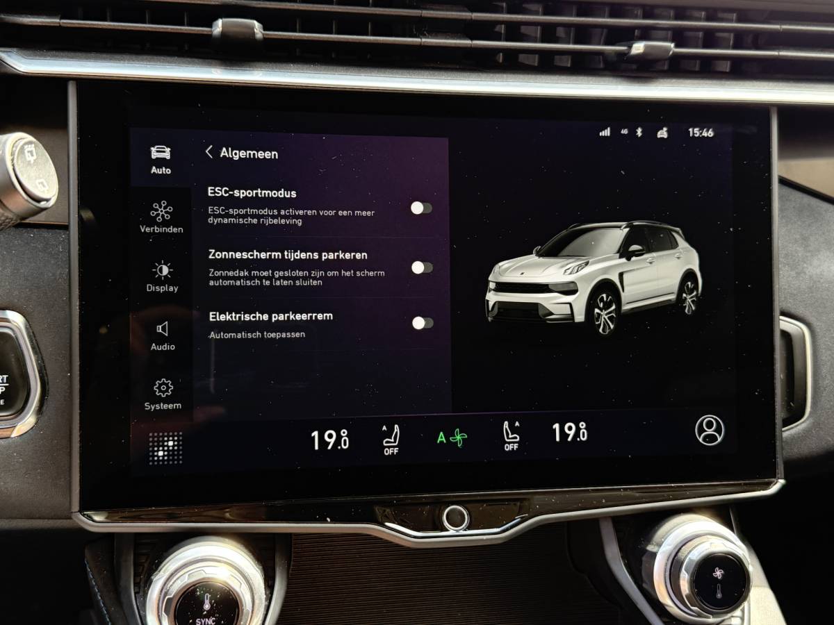 Lynk & Co 01 Lynk & Co 01 1.5 Hybrid | Trekhaak | LED | 360 camera | Keyless | Adapt. Cruise | Apple Carplay | Pano