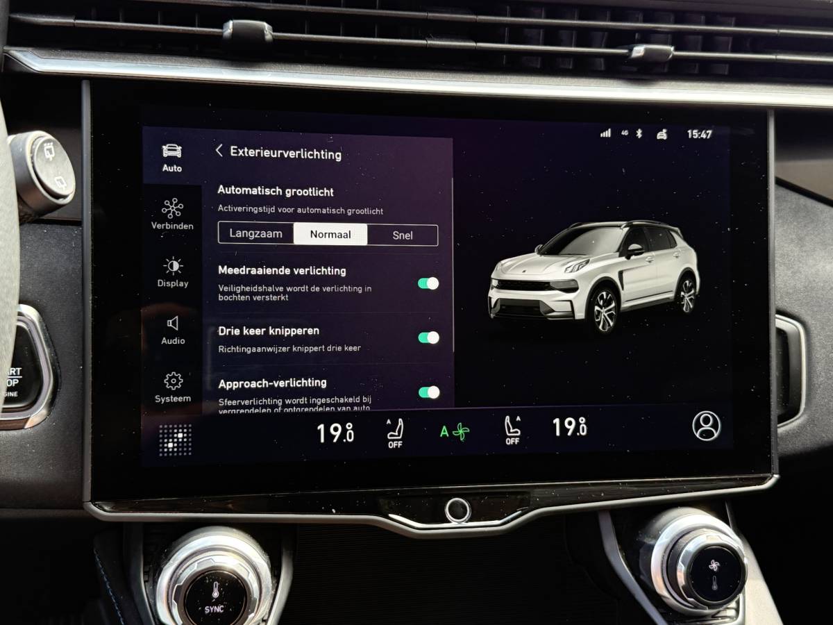 Lynk & Co 01 Lynk & Co 01 1.5 Hybrid | Trekhaak | LED | 360 camera | Keyless | Adapt. Cruise | Apple Carplay | Pano