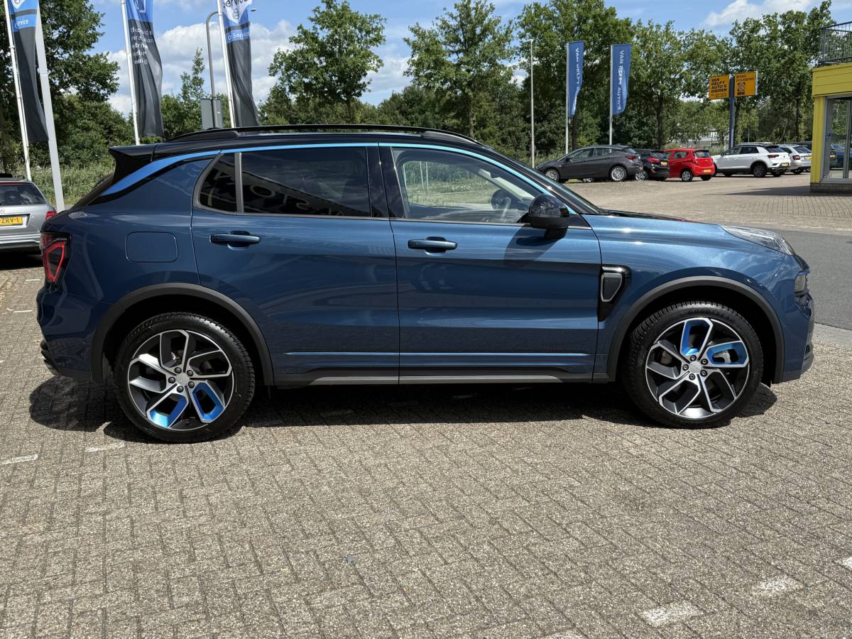 Lynk & Co 01 Lynk & Co 01 1.5 Hybrid | Trekhaak | LED | 360 camera | Keyless | Adapt. Cruise | Apple Carplay | Pano