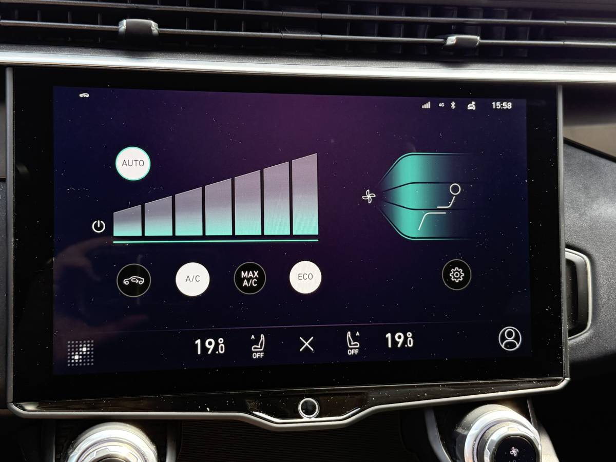 Lynk & Co 01 Lynk & Co 01 1.5 Hybrid | Trekhaak | LED | 360 camera | Keyless | Adapt. Cruise | Apple Carplay | Pano