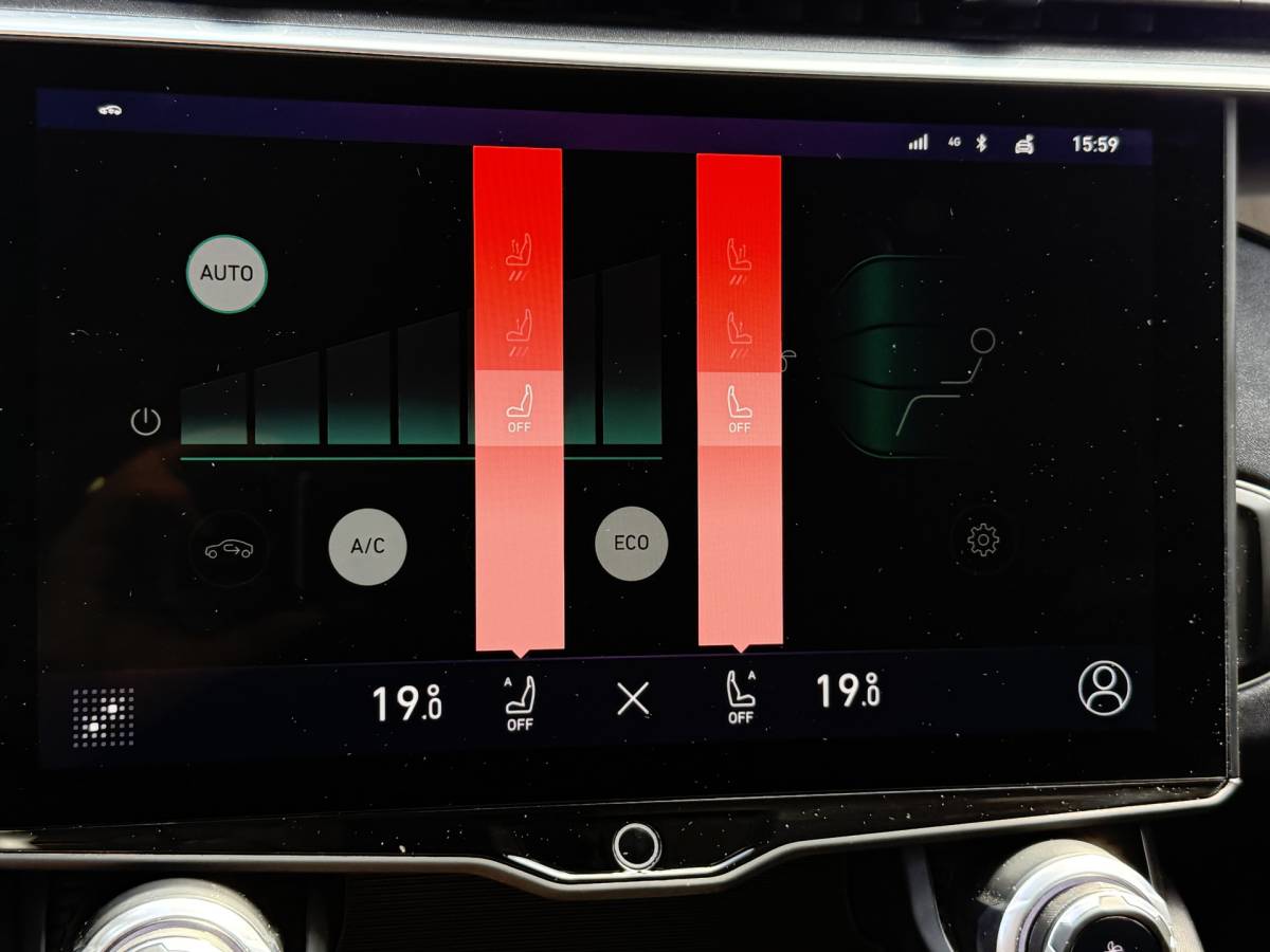 Lynk & Co 01 Lynk & Co 01 1.5 Hybrid | Trekhaak | LED | 360 camera | Keyless | Adapt. Cruise | Apple Carplay | Pano