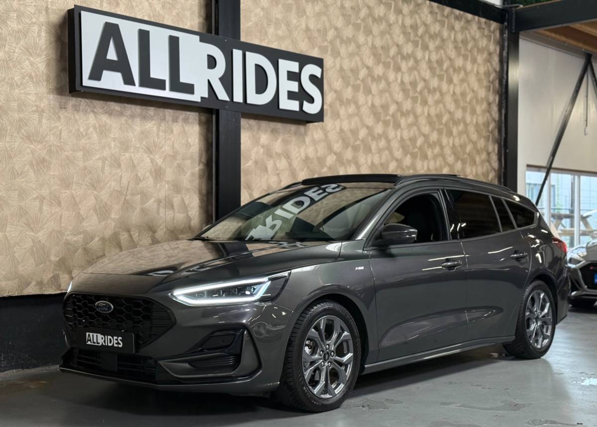 Ford Focus Ford Focus Wagon 1.0 EcoBoost Hybrid ST-Line | Led | Stoelverwarming | Carplay | Stuurverwarming | Parkeersensoren| Trekhaak