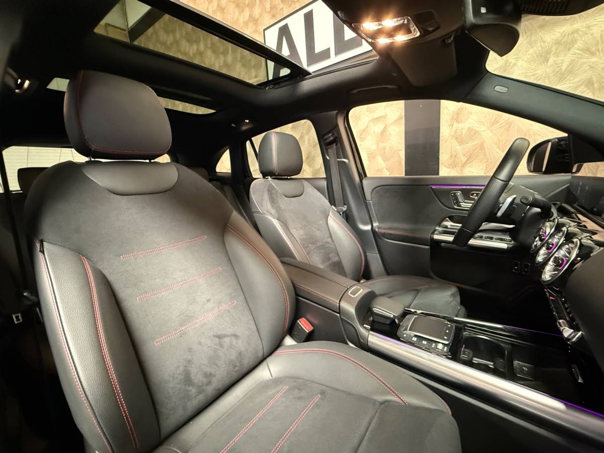 Mercedes-Benz GLA Mercedes-Benz GLA-klasse GLA 250 e AMG Line | Pano | HUD | Sfeerverlichting | Camera | Memory Seats