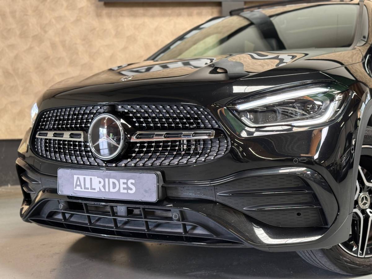 Mercedes-Benz GLA Mercedes-Benz GLA-klasse GLA 250 e AMG Line | Pano | HUD | Sfeerverlichting | Camera | Memory Seats