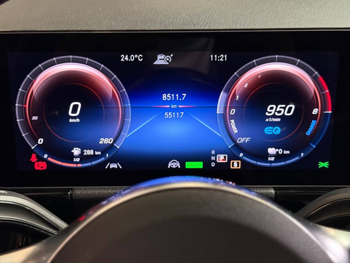 Mercedes-Benz GLA Mercedes-Benz GLA-klasse GLA 250 e AMG Line | Pano | HUD | Sfeerverlichting | Camera | Memory Seats
