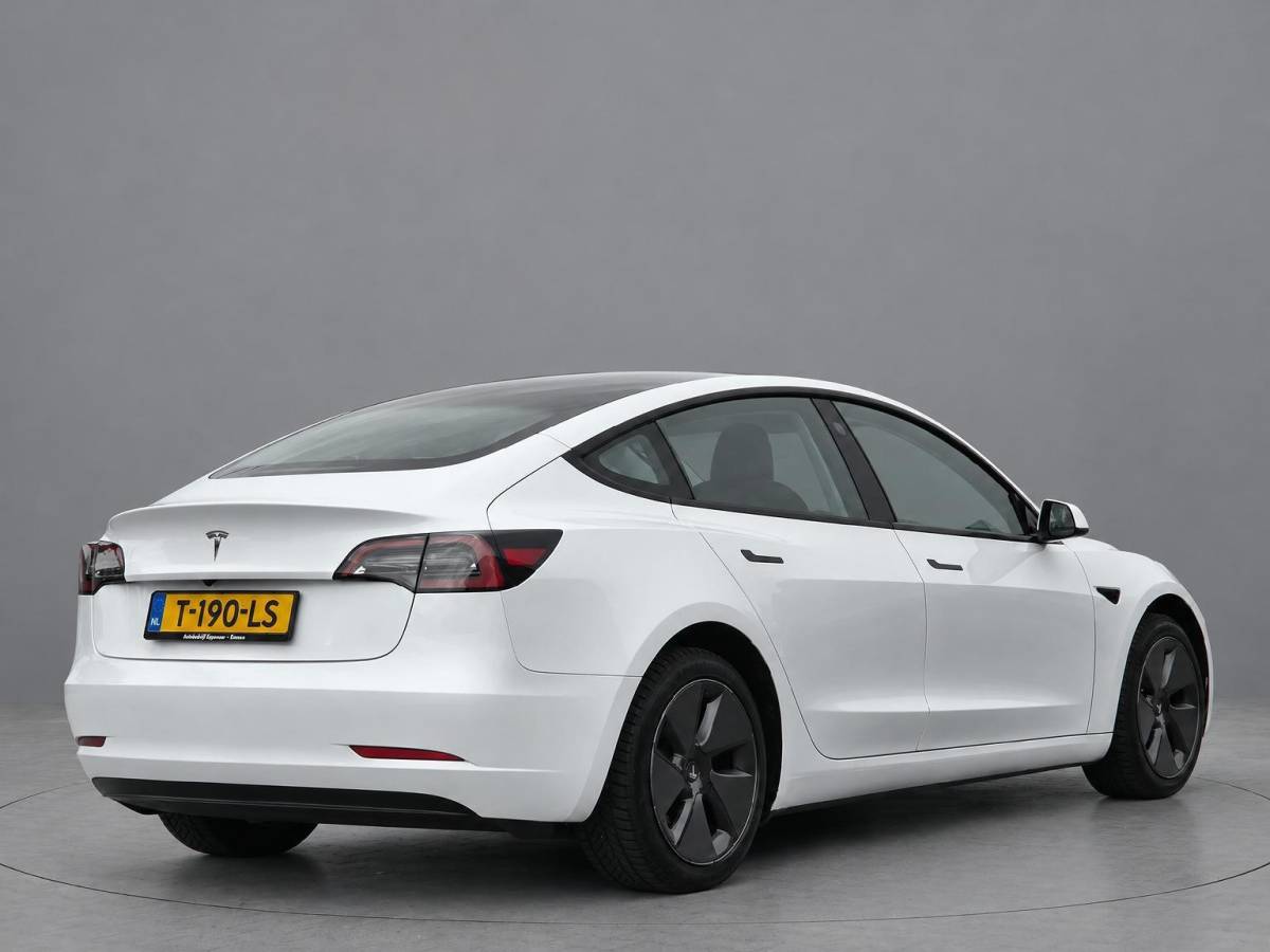 Tesla Model 3 Tesla Model 3 Long Range RWD 75kWh SOH 92,9%