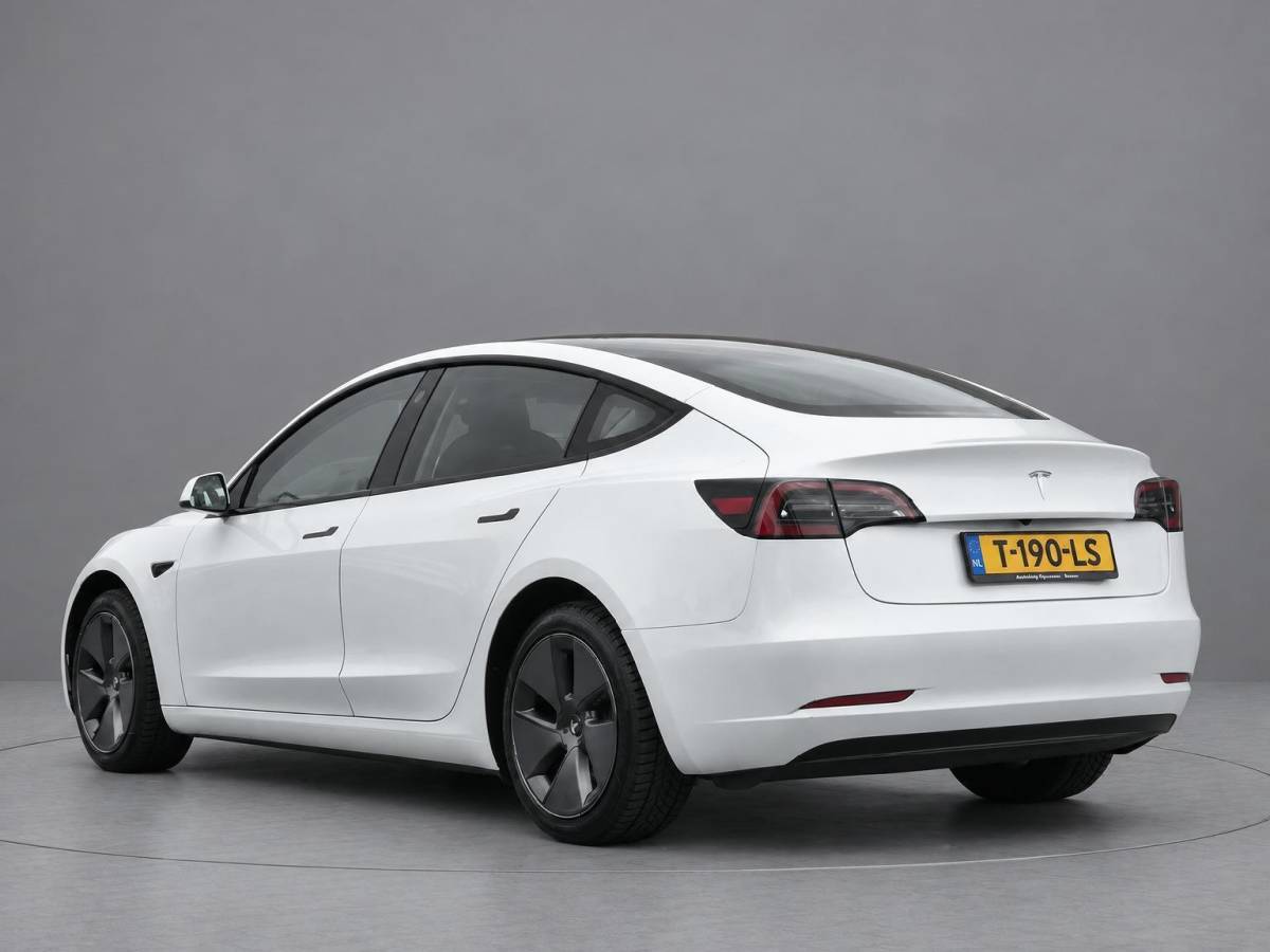 Tesla Model 3 Tesla Model 3 Long Range RWD 75kWh SOH 92,9%