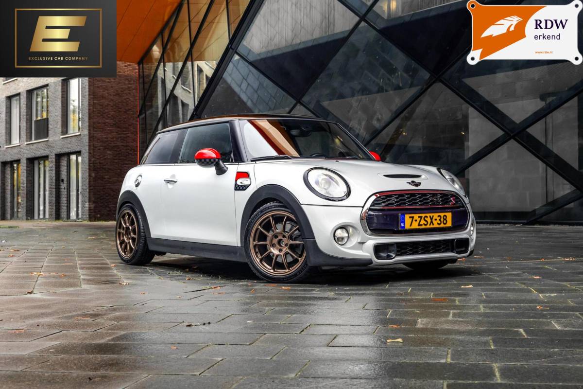 MINI 3-Deurs Mini 3-Deurs 2.0 Cooper S | Stoelverwarming | Leder | HUD