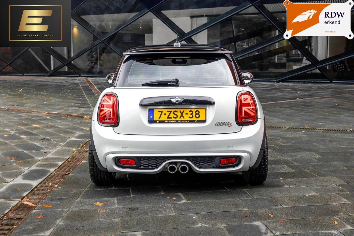 MINI 3-Deurs Mini 3-Deurs 2.0 Cooper S | Stoelverwarming | Leder | HUD