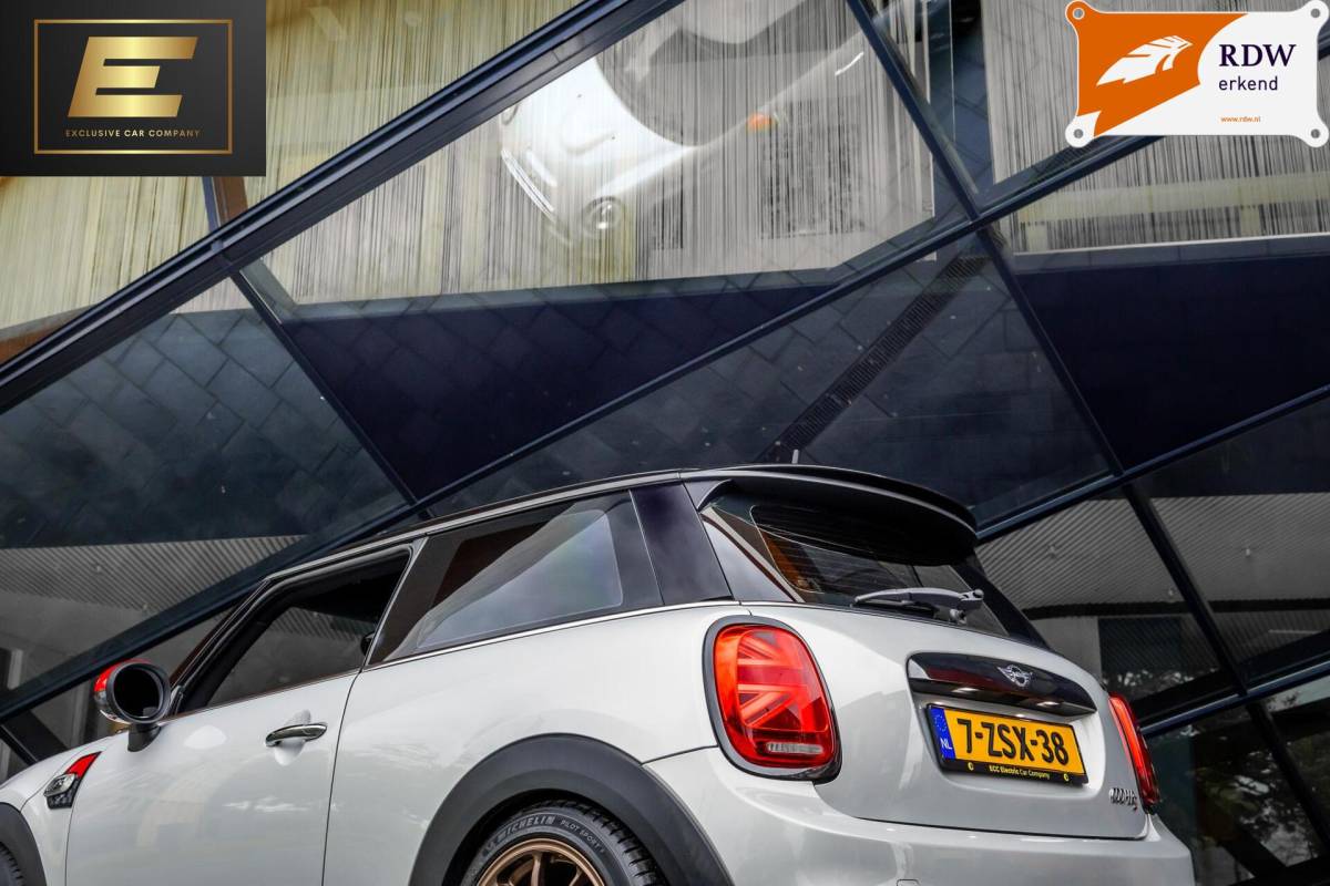 MINI 3-Deurs Mini 3-Deurs 2.0 Cooper S | Stoelverwarming | Leder | HUD