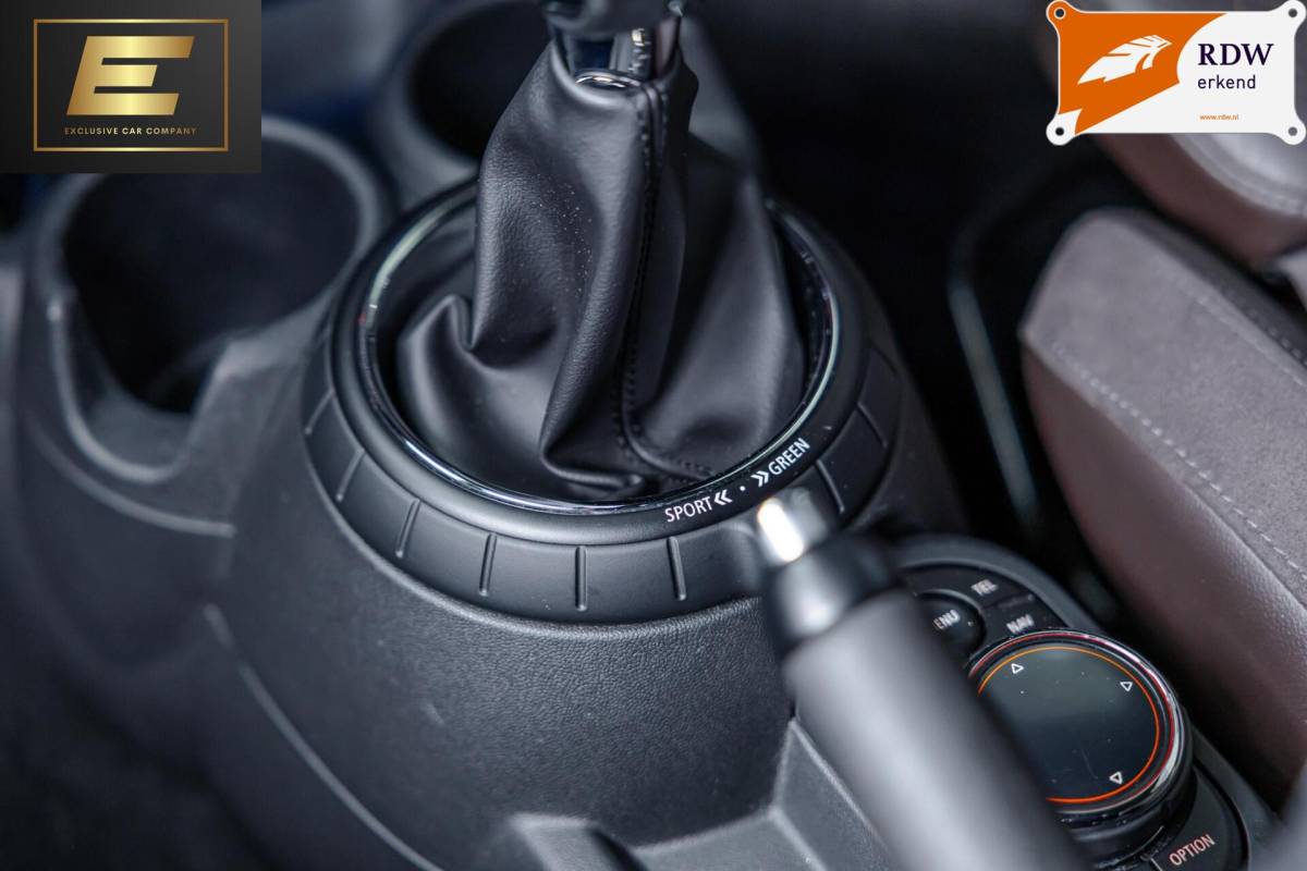 MINI 3-Deurs Mini 3-Deurs 2.0 Cooper S | Stoelverwarming | Leder | HUD