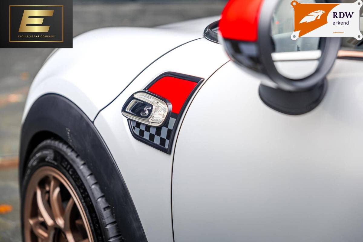 MINI 3-Deurs Mini 3-Deurs 2.0 Cooper S | Stoelverwarming | Leder | HUD
