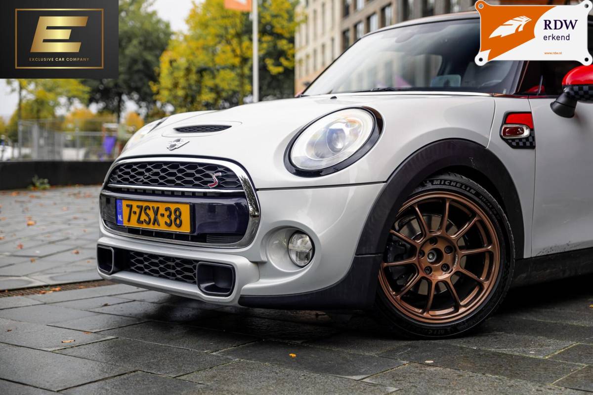 MINI 3-Deurs Mini 3-Deurs 2.0 Cooper S | Stoelverwarming | Leder | HUD