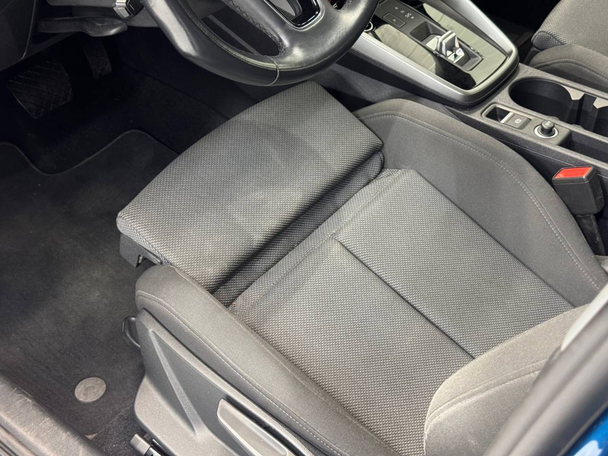 Audi A3 Audi A3 Sportback 35 TFSI Business edition Mild Hybride|Trekhaak afneembaar|Carplay|Navigatie|