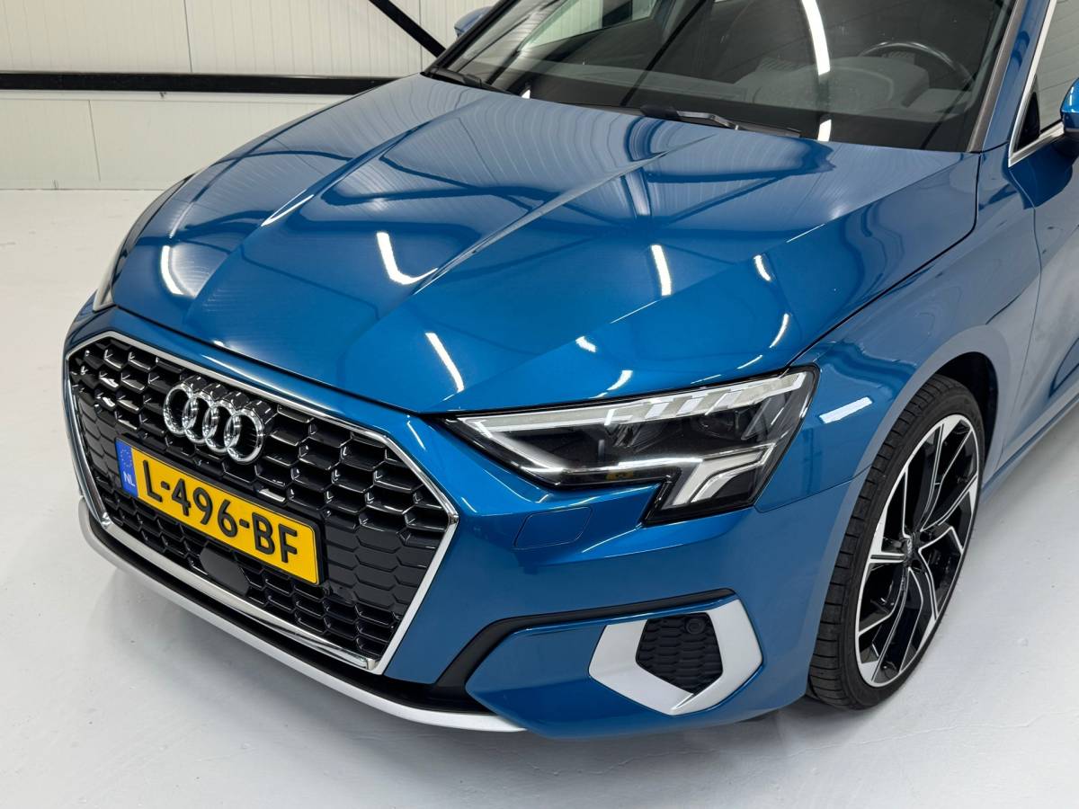 Audi A3 Audi A3 Sportback 35 TFSI Business edition Mild Hybride|Trekhaak afneembaar|Carplay|Navigatie|