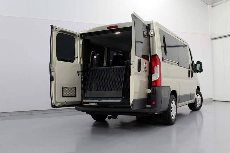 Fiat Ducato Fiat Ducato 30 2.3 MultiJet L1H1, 131PK, ROLSTOELBUS MET LIFT | RIJKLAAR | AUTOMAAT |  EURO 6 | 105.215 KM