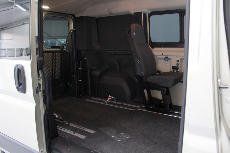 Fiat Ducato Fiat Ducato 30 2.3 MultiJet L1H1, 131PK, ROLSTOELBUS MET LIFT | RIJKLAAR | AUTOMAAT |  EURO 6 | 105.215 KM