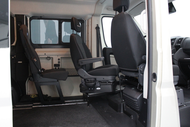 Fiat Ducato Fiat Ducato 30 2.3 MultiJet L1H1, 131PK, ROLSTOELBUS MET LIFT | RIJKLAAR | AUTOMAAT |  EURO 6 | 105.215 KM