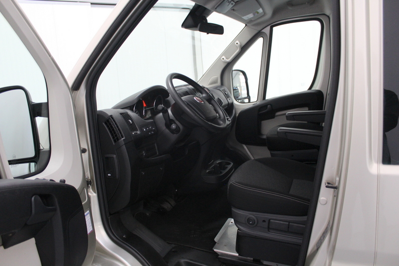 Fiat Ducato Fiat Ducato 30 2.3 MultiJet L1H1, 131PK, ROLSTOELBUS MET LIFT | RIJKLAAR | AUTOMAAT |  EURO 6 | 105.215 KM