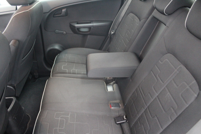 Kia Venga Kia Venga 1.4 CVVT 20th Anniversary 90PK, RIJKLAAR | AIRCO | NAVIGATIE | TREKHAAK