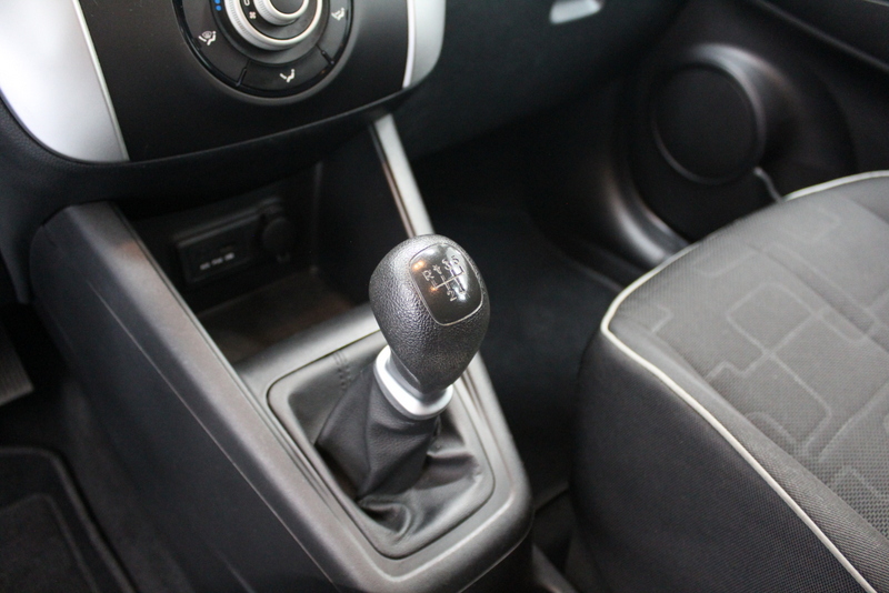 Kia Venga Kia Venga 1.4 CVVT 20th Anniversary 90PK, RIJKLAAR | AIRCO | NAVIGATIE | TREKHAAK