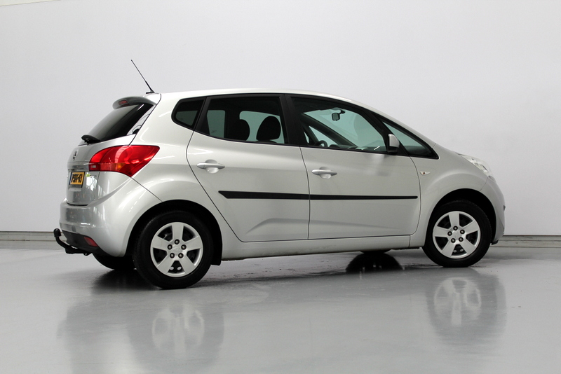 Kia Venga Kia Venga 1.4 CVVT 20th Anniversary 90PK, RIJKLAAR | AIRCO | NAVIGATIE | TREKHAAK