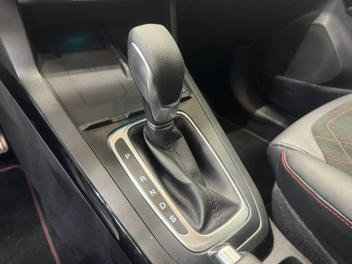 Ford Puma Ford PUMA 1.0 EcoBoost Hybrid ST-Line X |Carplay|Clima|Stoelverwarming|Stuurverwarming|Led|