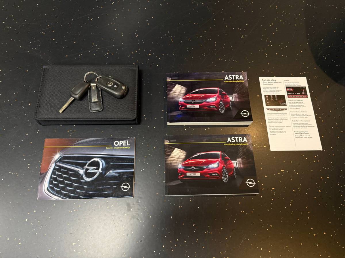 Opel Astra Opel Astra Sports Tourer 1.0 Turbo 120 Jaar Edition *Carplay* Cruise|Lane-Assist|Navi|PDC|All-seasons|DAB|BT|Climate|NAP