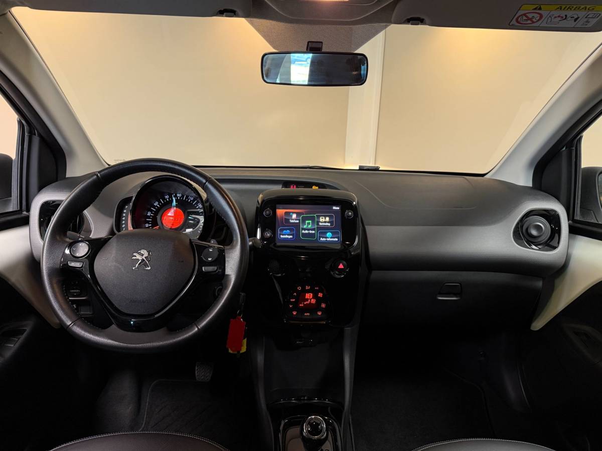 Peugeot 108 Peugeot 108 1.0 e-VTi Allure *Automaat* Leer|Stoelverw.|Carplay|Camera|Climate|19.000Km NAP|Dealer OH|2de Eigenaar! Lm-Velgen