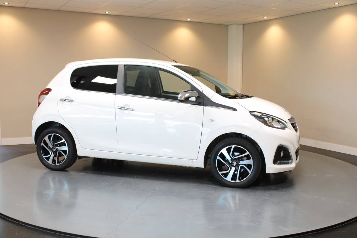 Peugeot 108 Peugeot 108 1.0 e-VTi Allure *Automaat* Leer|Stoelverw.|Carplay|Camera|Climate|19.000Km NAP|Dealer OH|2de Eigenaar! Lm-Velgen