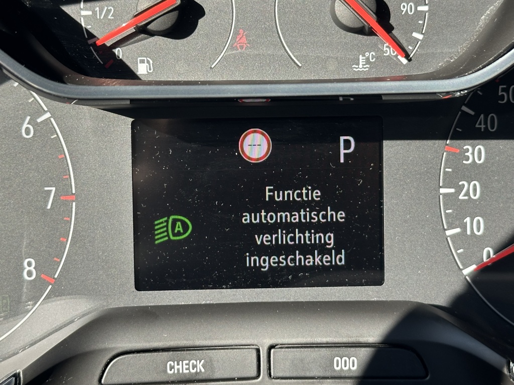 Opel Crossland X Opel Crossland X 1.2 Innovation | Stoel- en stuurverwarming |