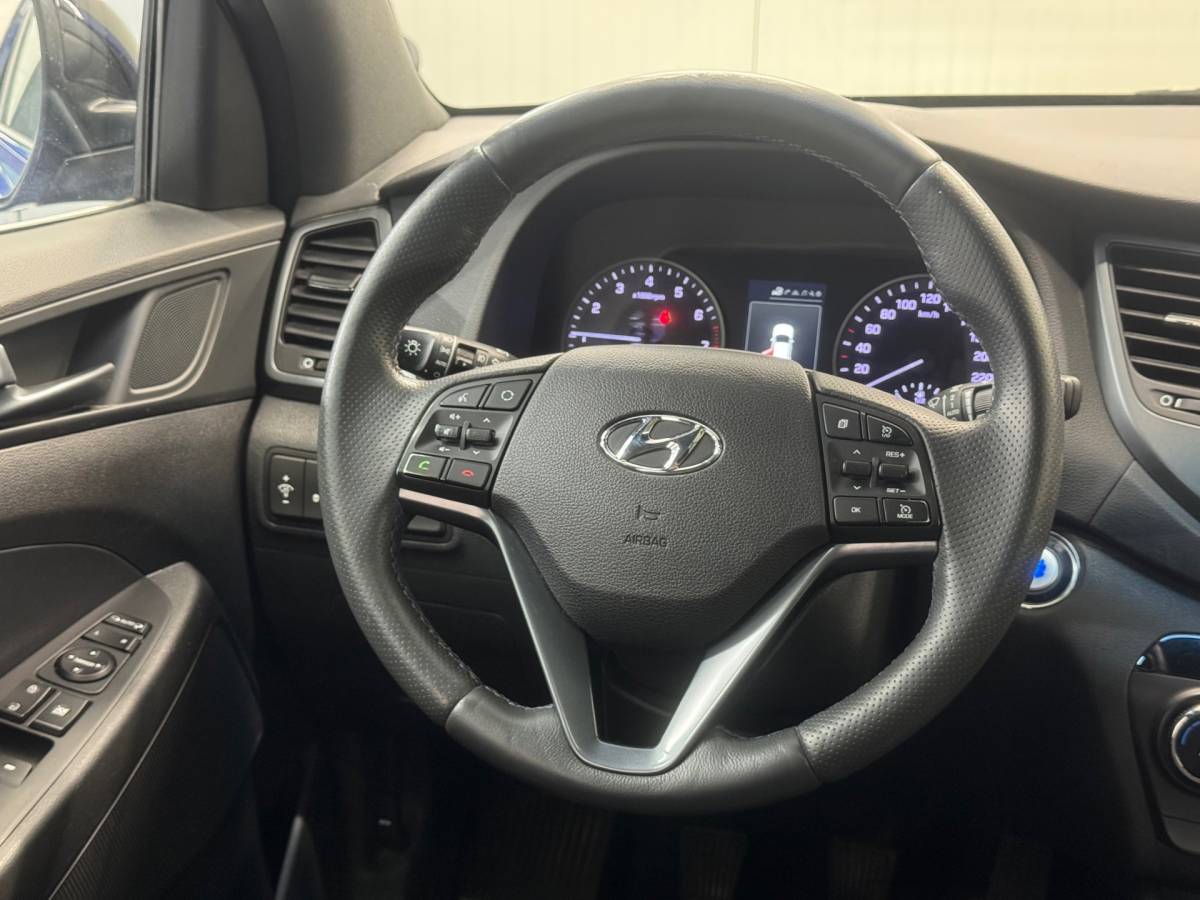 Hyundai Tucson Hyundai Tucson 1.6 T-GDi Comfort |Carplay|Trekhaak|4X4|Camera|Stoel + stuur verwarming|Keyless|