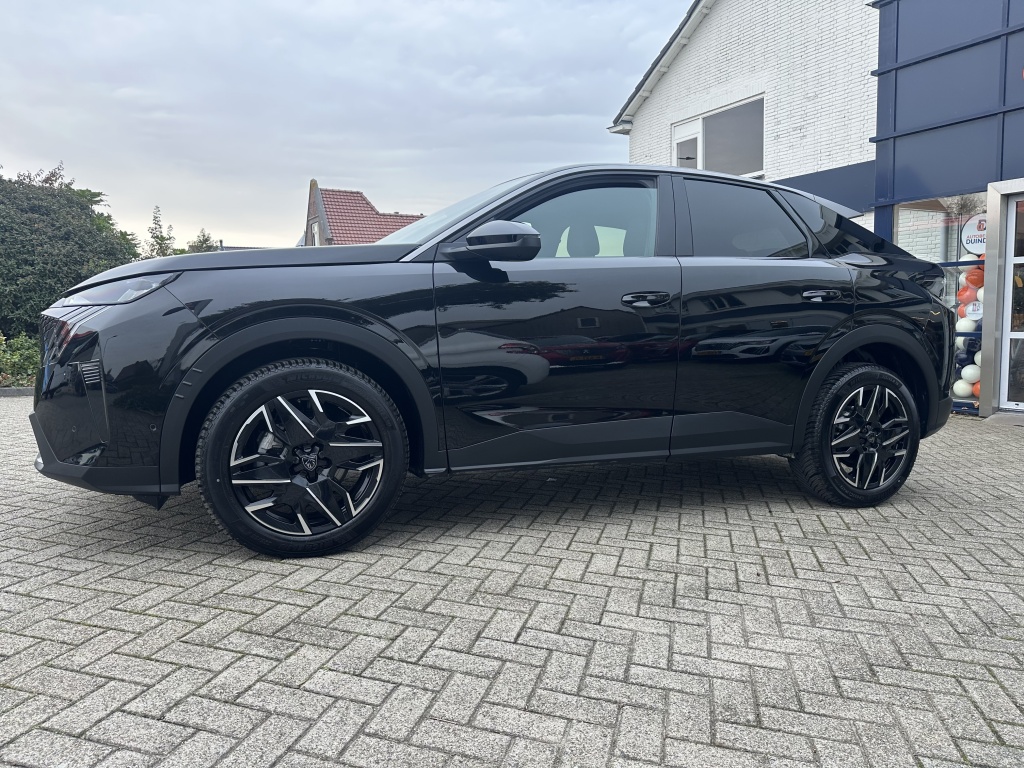 Peugeot 3008 Peugeot 3008 | 360 vision & Drive Assist Pack | Panoramic navigation Pack |