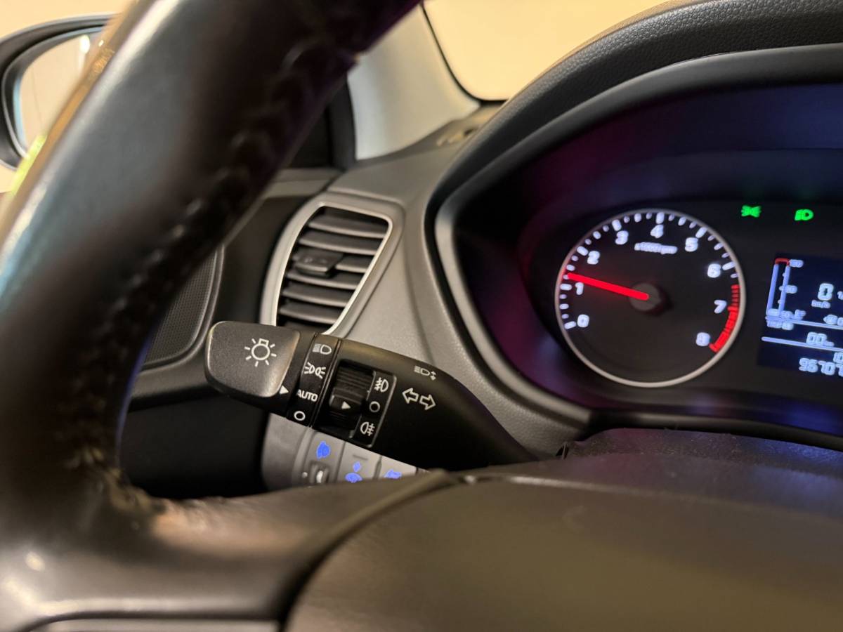 Hyundai i20 Hyundai I20 1.0 T-GDI Comfort *Carplay* 2de Eigenaar|Camera|Trekhaak|Navi|DAB|Climate|Cruise|Lane-Assist|Lm-Velgen|Org.NL|NAP