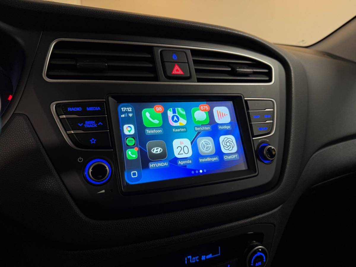 Hyundai i20 Hyundai I20 1.0 T-GDI Comfort *Carplay* 2de Eigenaar|Camera|Trekhaak|Navi|DAB|Climate|Cruise|Lane-Assist|Lm-Velgen|Org.NL|NAP