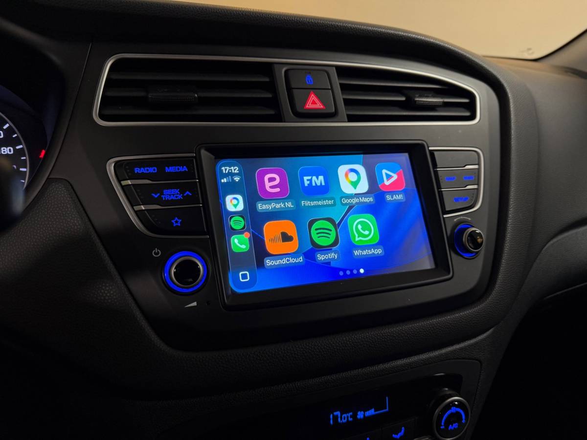 Hyundai i20 Hyundai I20 1.0 T-GDI Comfort *Carplay* 2de Eigenaar|Camera|Trekhaak|Navi|DAB|Climate|Cruise|Lane-Assist|Lm-Velgen|Org.NL|NAP