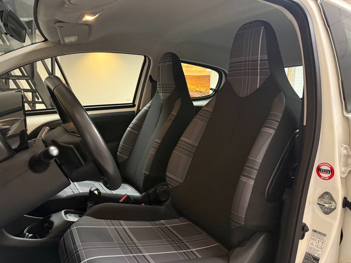 Peugeot 108 Peugeot 108 1.0 e-VTi Active *Automaat* 1ste Eigenaar/Dealer OH|11.000Km NAP|Airco|Camera|Bluetooth|DAB|5 Deurs|Uniek!
