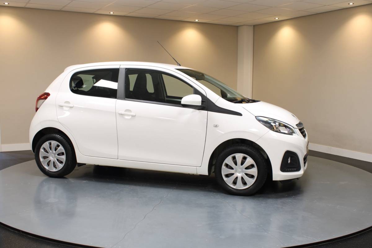 Peugeot 108 Peugeot 108 1.0 e-VTi Active *Automaat* 1ste Eigenaar/Dealer OH|11.000Km NAP|Airco|Camera|Bluetooth|DAB|5 Deurs|Uniek!